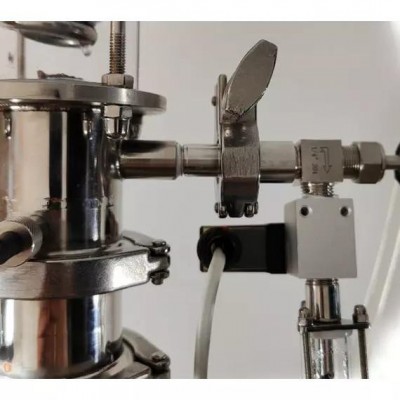 Кламп-швидкоз’єм для доохолоджувача-холодильника Кламп-швидкоз’єм для доохолоджувача-холодильника